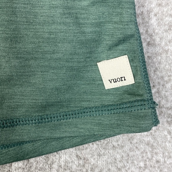 Vuori Lux performance racer back tank in heathered green M - Picture 3 of 8